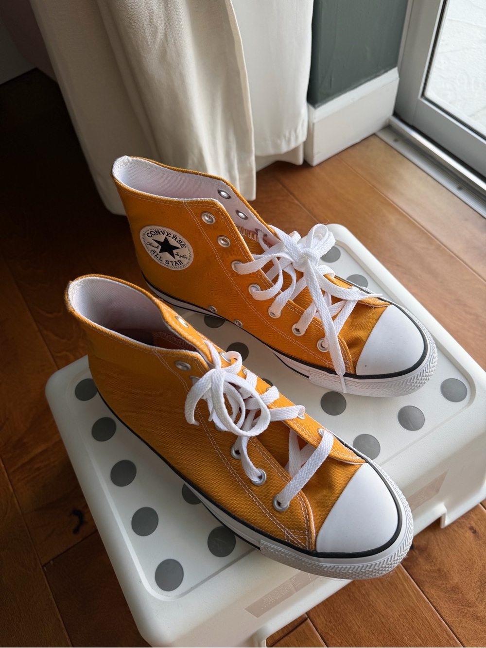 Converse high tops yellow